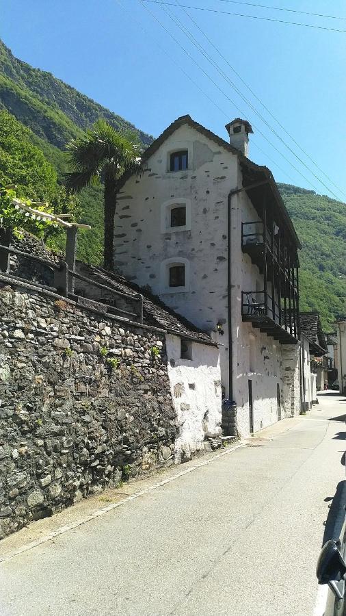 Residenza Americana Someo Экстерьер фото